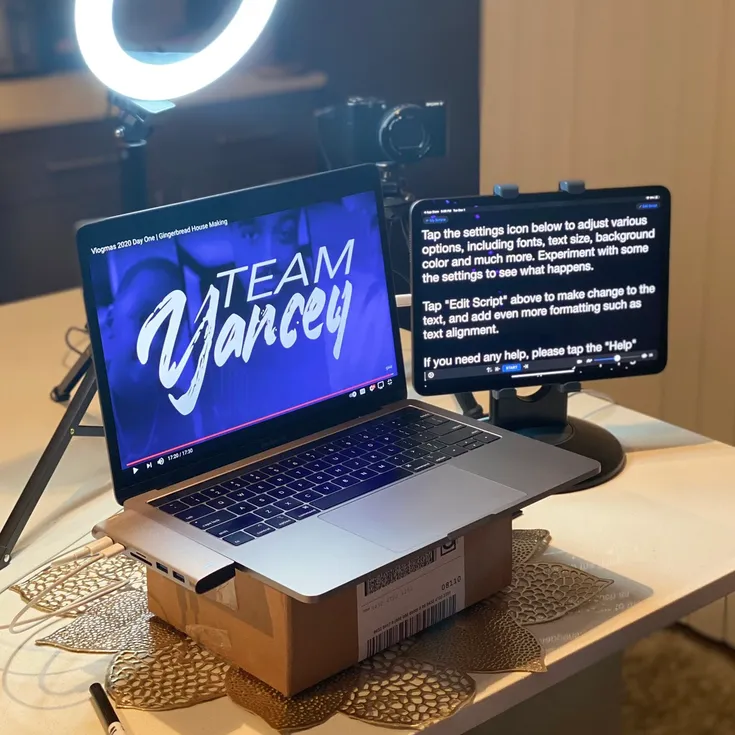 Teleprompter live streaming