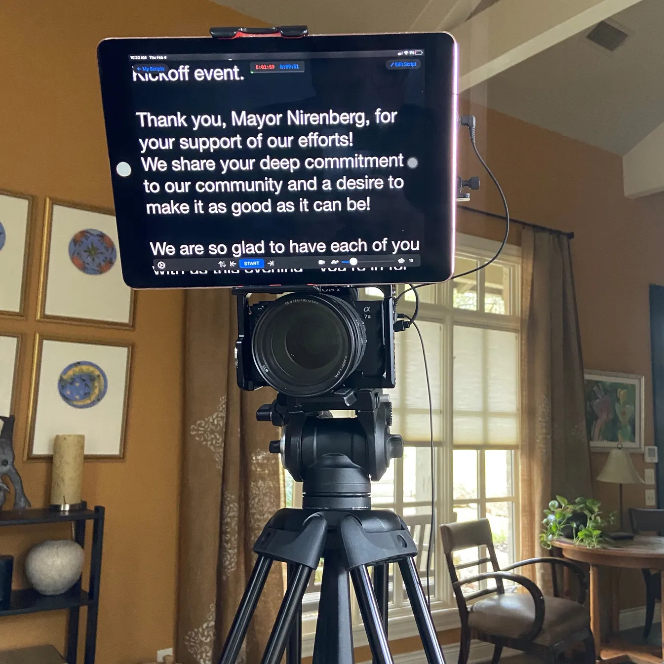 Teleprompter Pro mounted above a camera